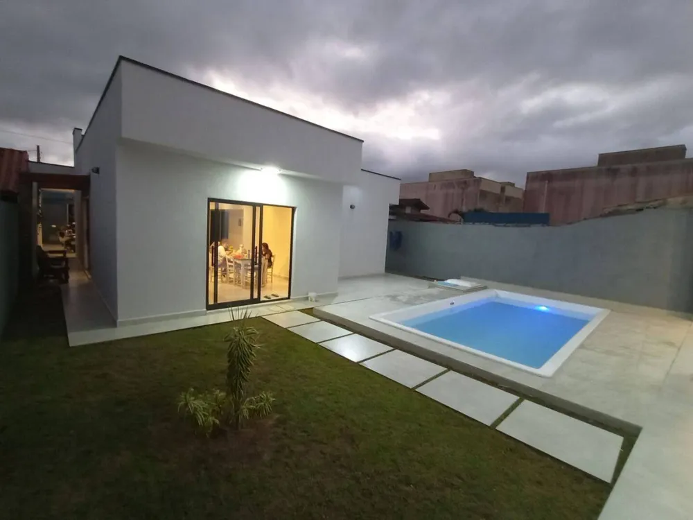 Casa, 3 quartos, 179 m² - Foto 1