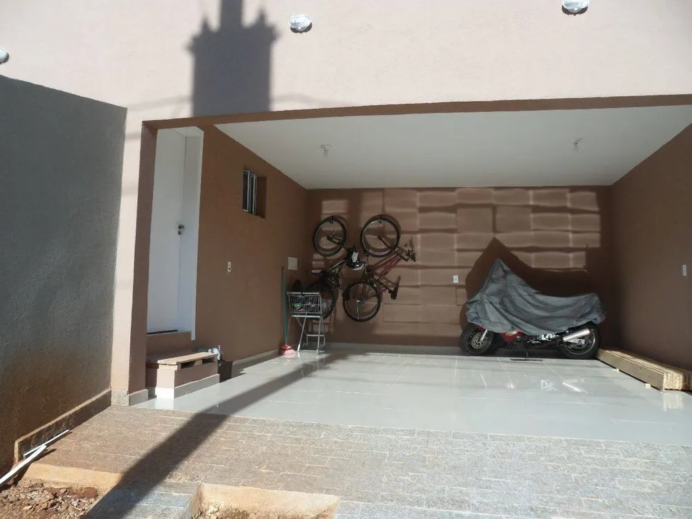 Casa, 4 quartos, 390 m² - Foto 1