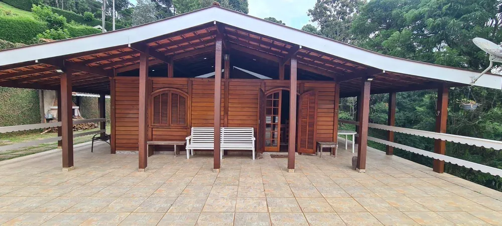 Chácara, 4 quartos, 1000 m² - Foto 1