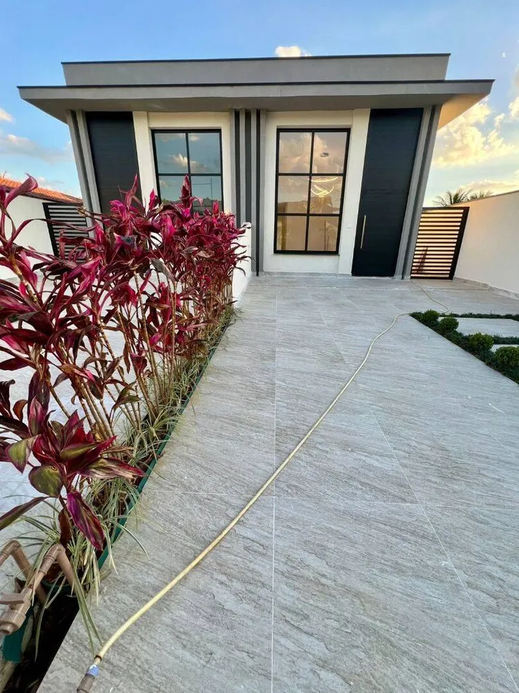 Casa, 3 quartos, 144 m² - Foto 2