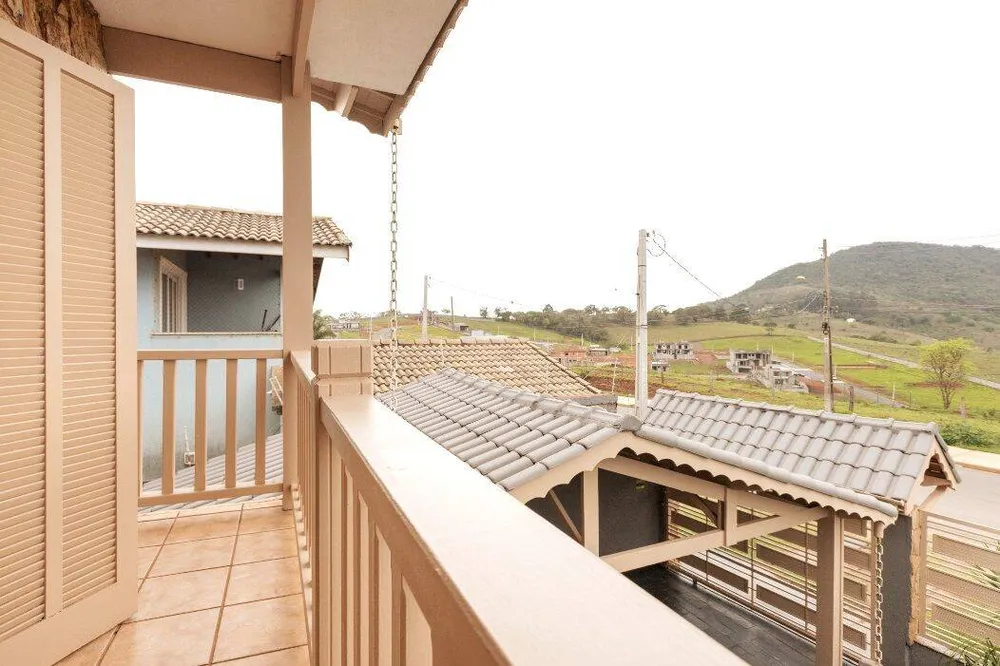 Sobrado, 5 quartos, 338 m² - Foto 1