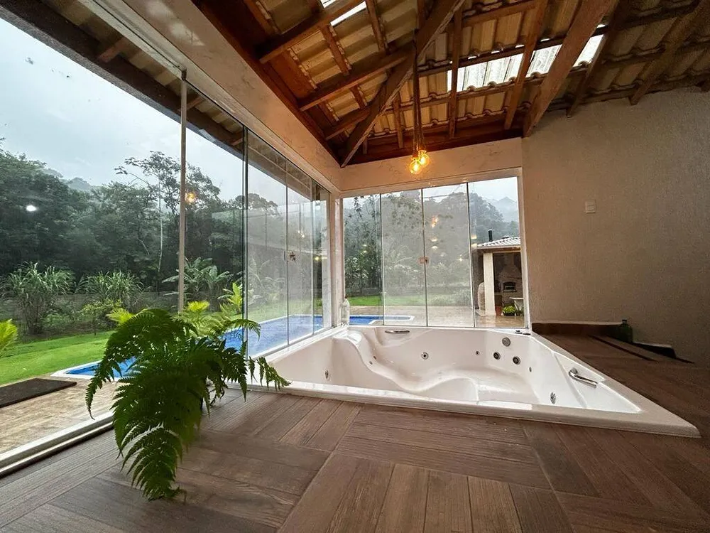 Chácara, 4 quartos, 2400 m² - Foto 3