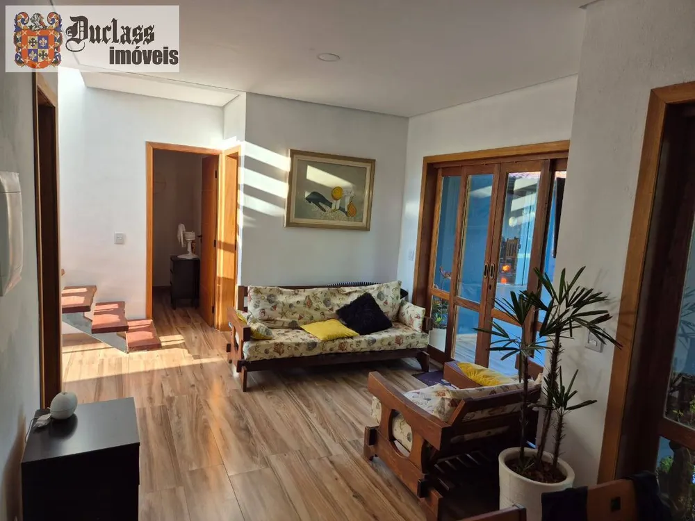 Chácara, 3 quartos, 1015 m² - Foto 2