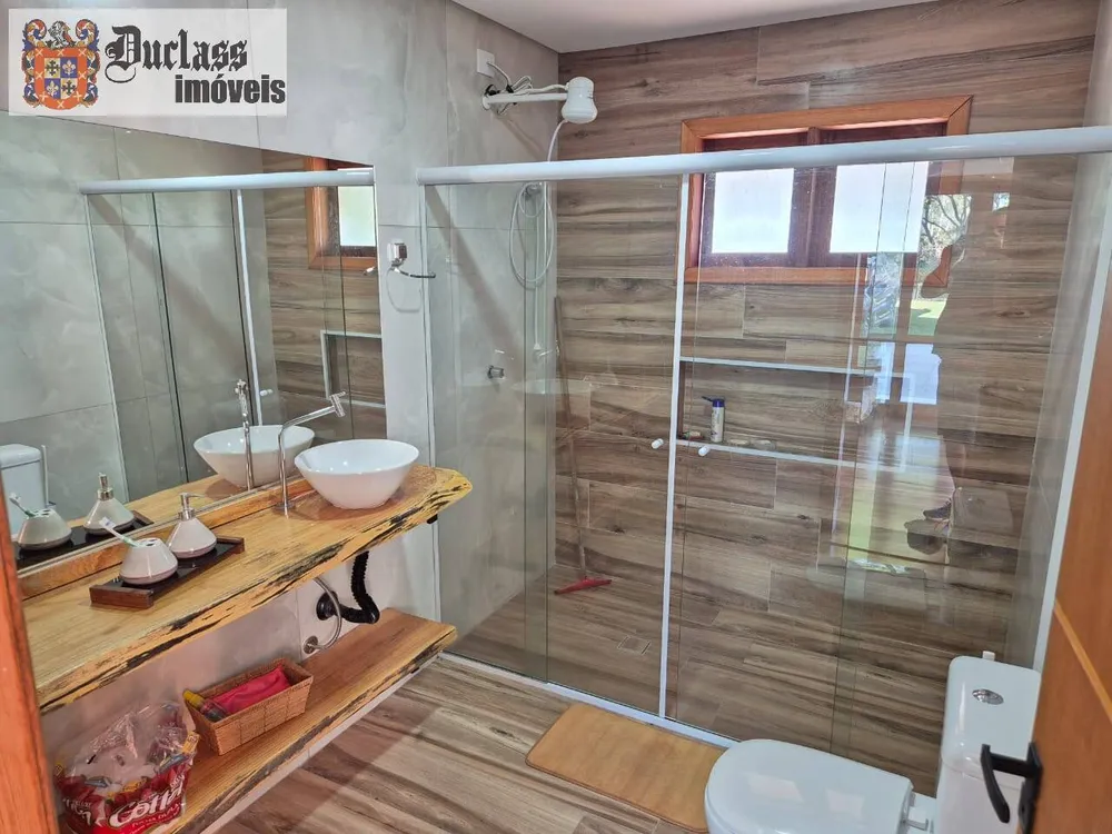 Chácara, 3 quartos, 1015 m² - Foto 1