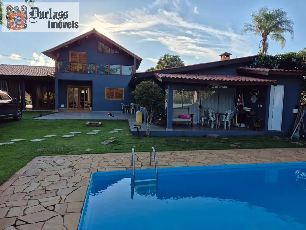 Chácara, 3 quartos, 1015 m² - Foto 1