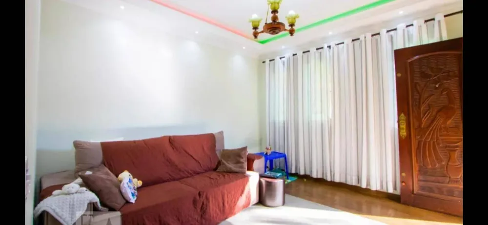 Sobrado, 3 quartos, 179 m² - Foto 2