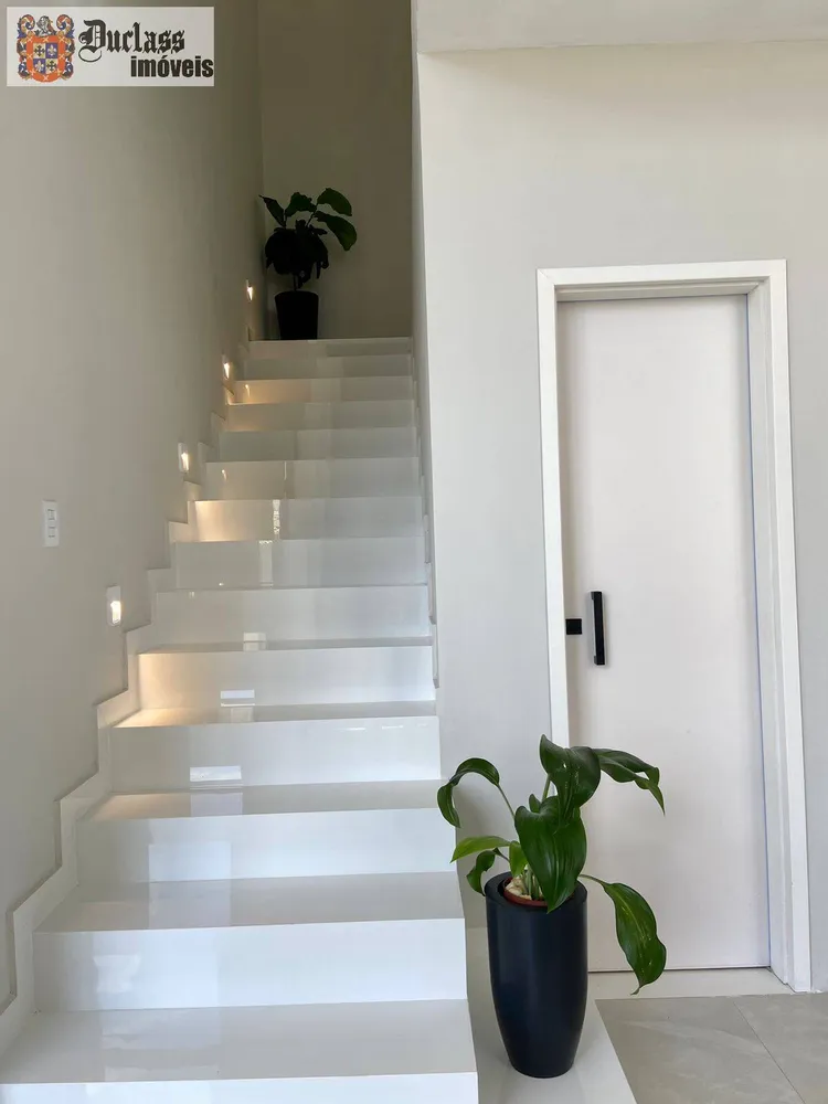 Casa, 3 quartos, 220 m² - Foto 8