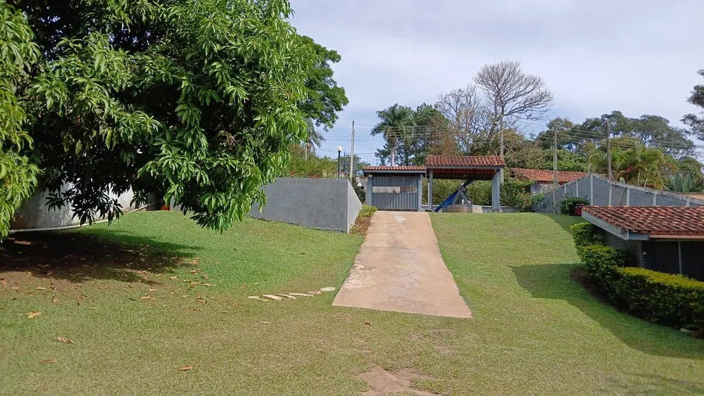 Chácara, 2 quartos, 810 m² - Foto 1