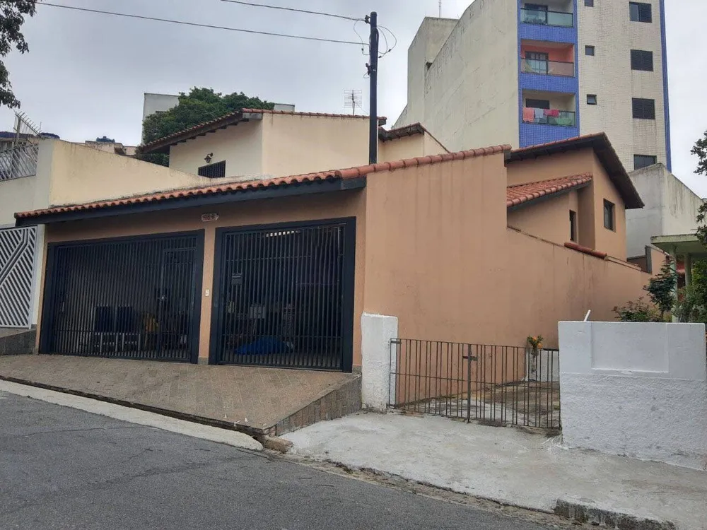Casa, 3 quartos, 200 m² - Foto 1