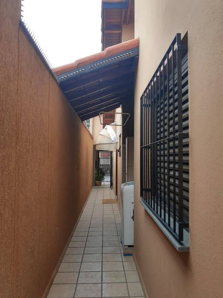 Casa, 3 quartos, 200 m² - Foto 13