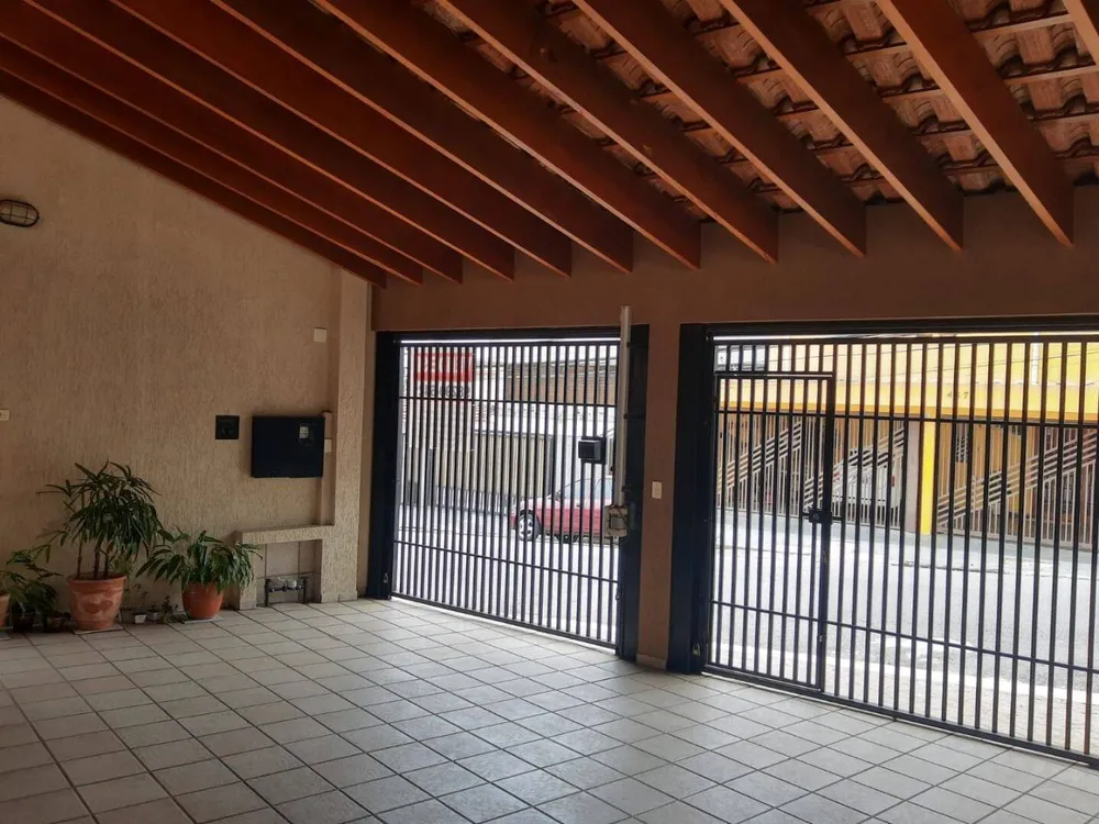 Casa, 3 quartos, 200 m² - Foto 1