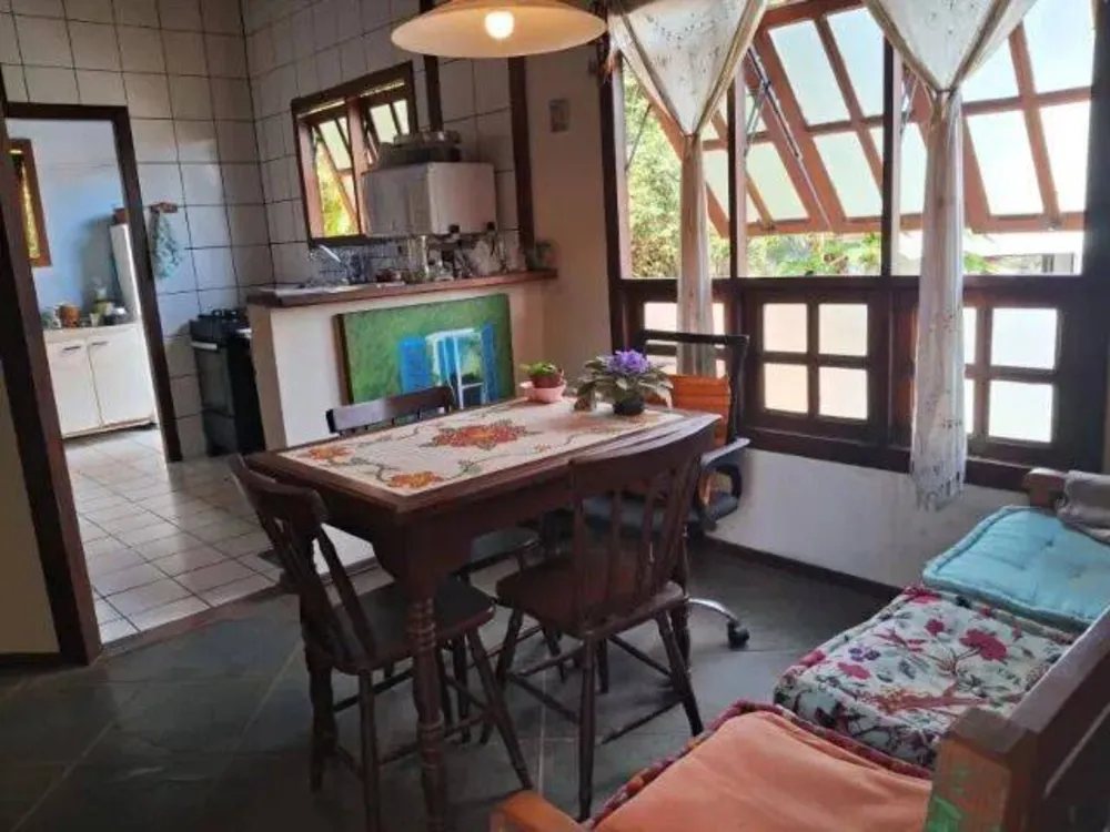 Casa, 6 quartos, 224 m² - Foto 8