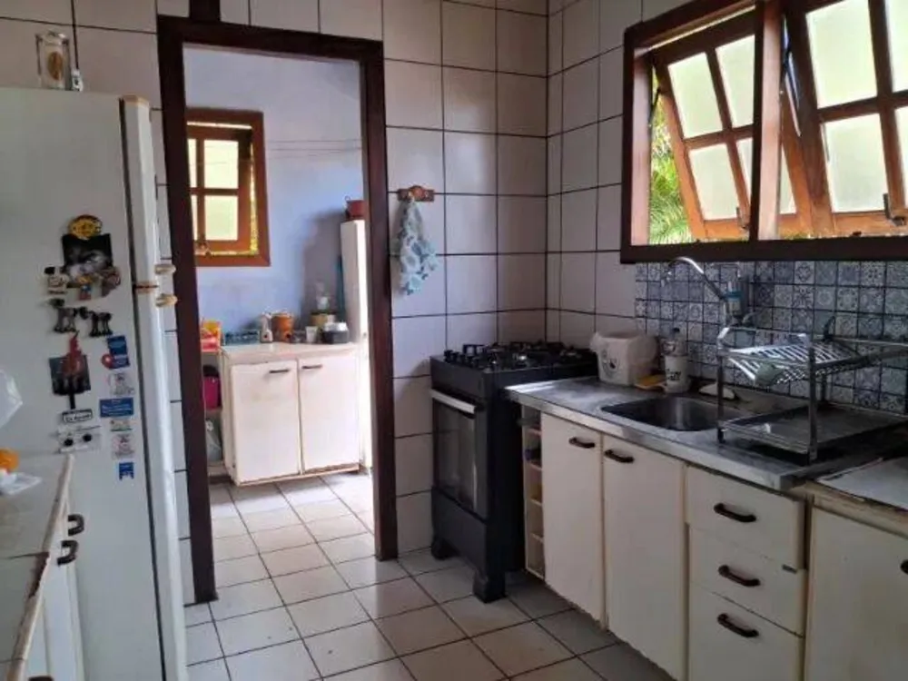 Casa, 6 quartos, 224 m² - Foto 9