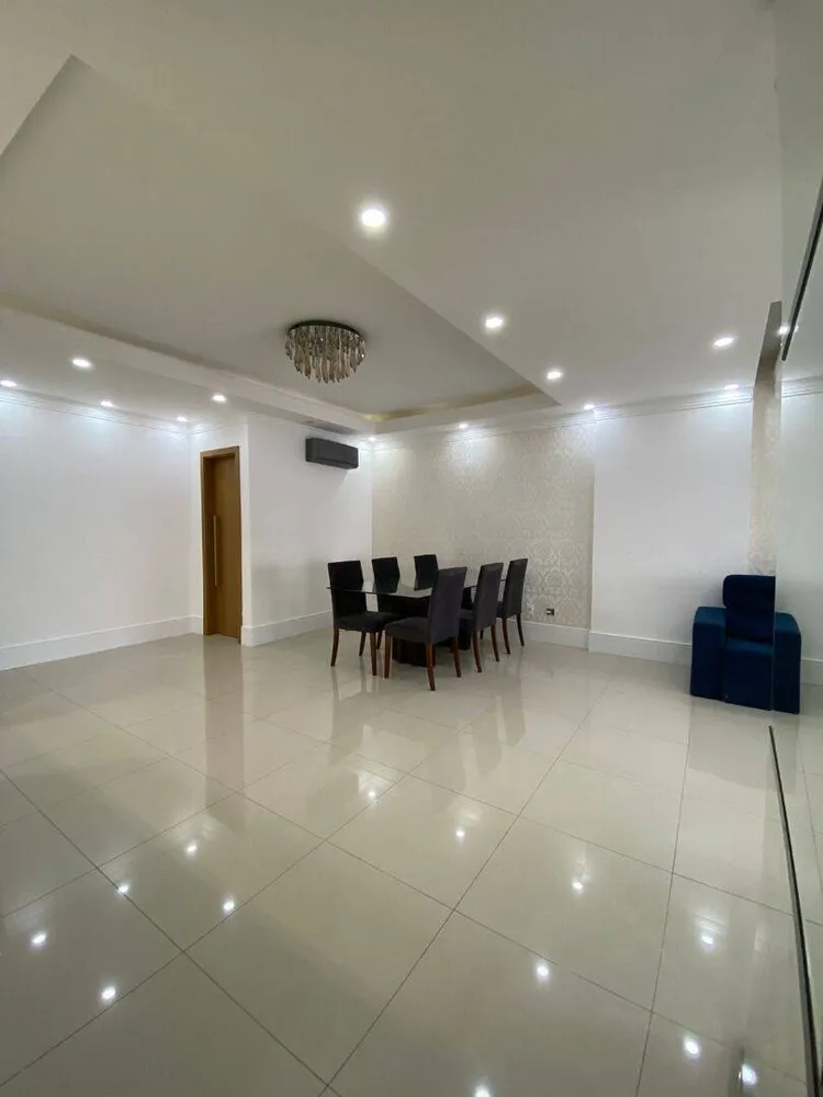 Apartamento, 4 quartos, 233 m² - Foto 11