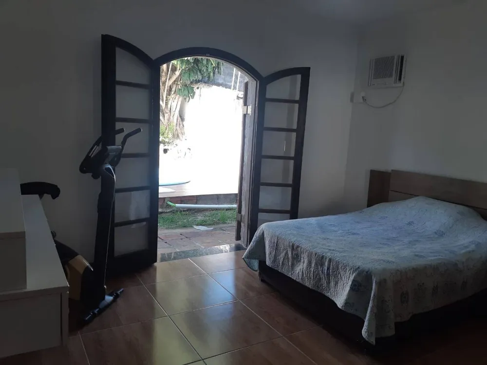 Casa, 4 quartos, 180 m² - Foto 2