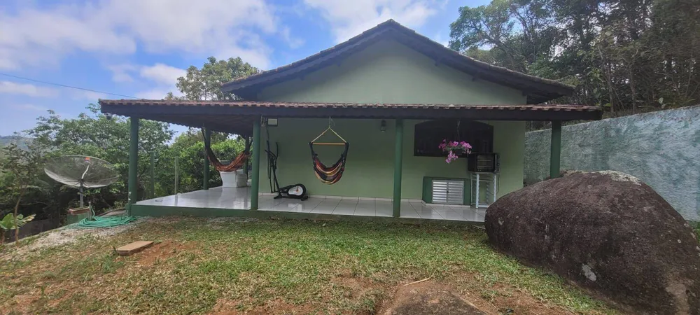 Chácara, 2 quartos, 827 m² - Foto 1