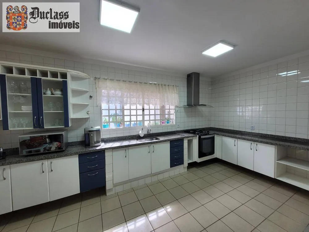 Casa, 3 quartos, 261 m² - Foto 6