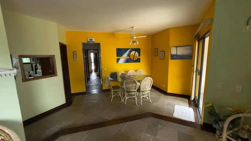 Cobertura, 3 quartos, 214 m² - Foto 2