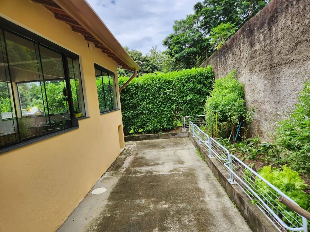 Chácara, 3 quartos, 1704 m² - Foto 3