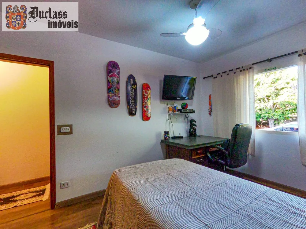 Chácara, 3 quartos, 1090 m² - Foto 4