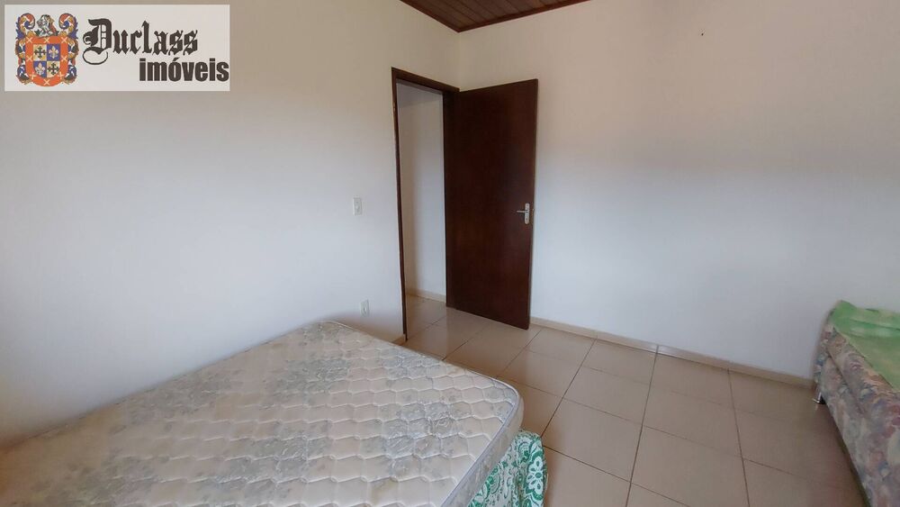 Chácara à venda com 4 quartos, 272m² - Foto 9