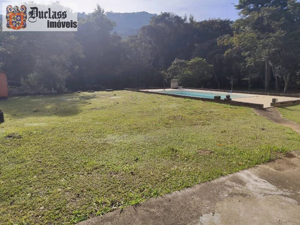 Chácara à venda com 3 quartos, 214m² - Foto 1