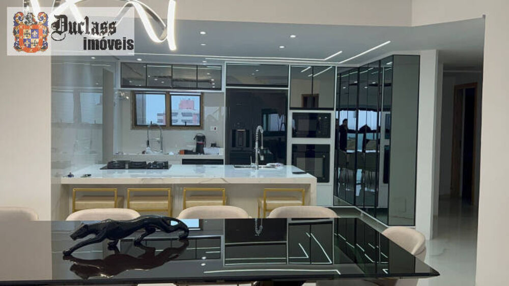 Cobertura à venda com 6 quartos, 460m² - Foto 1