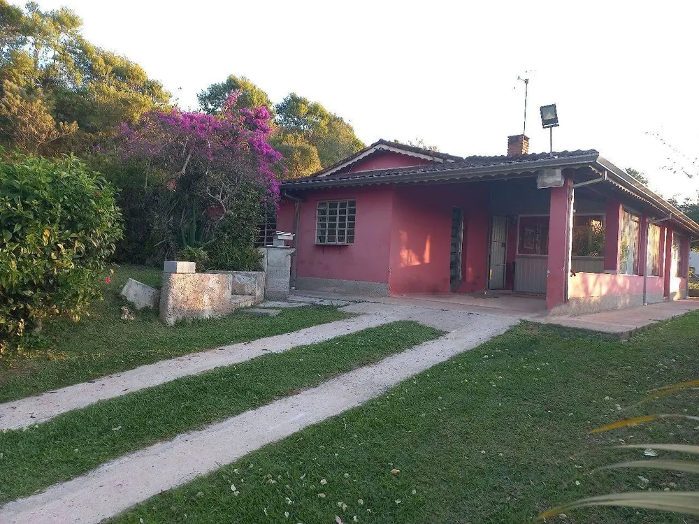 Chácara, 3 quartos, 2688 m² - Foto 1