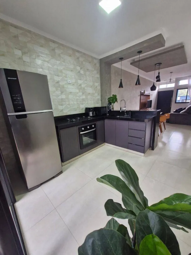 Casa, 3 quartos, 96 m² - Foto 1