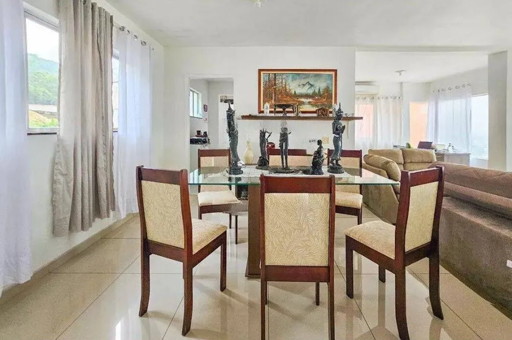 Casa, 5 quartos, 300 m² - Foto 3