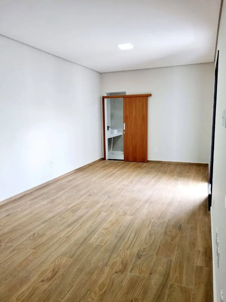 Casa, 3 quartos, 220 m² - Foto 8