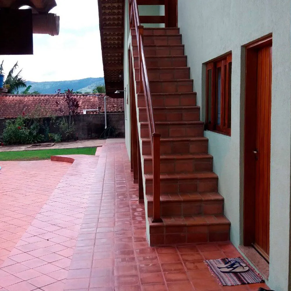 Chácara, 3 quartos, 1100 m² - Foto 1