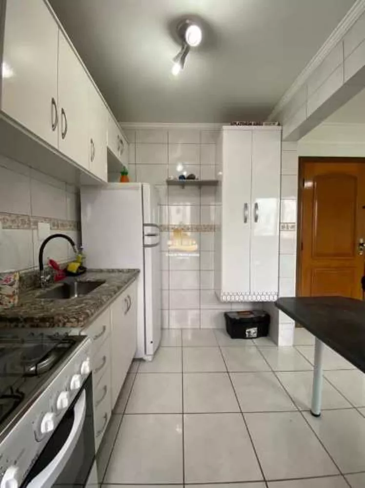 Apartamento à venda com 1 quarto, 42m² - Foto 4