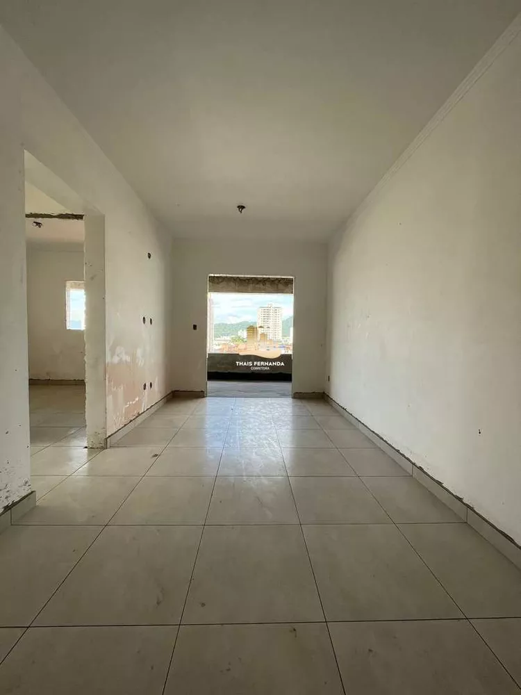 Apartamento à venda com 2 quartos, 70m² - Foto 3