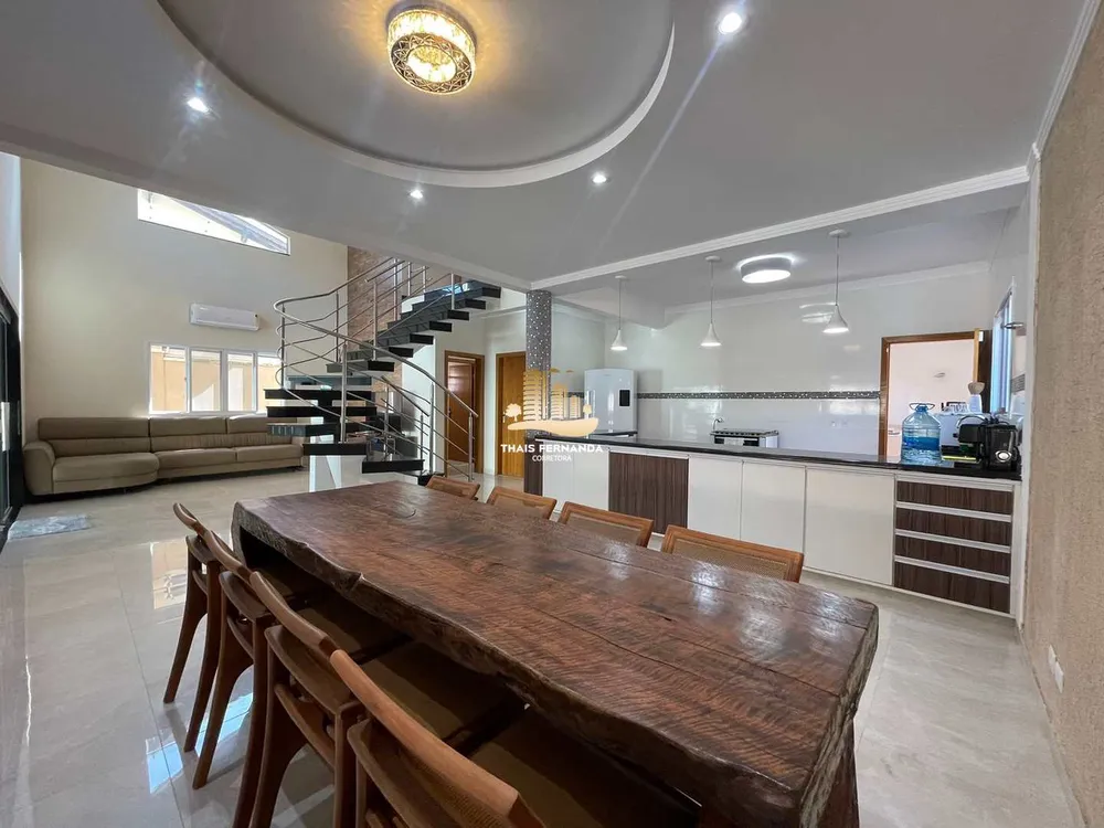 Casa, 5 quartos, 261 m² - Foto 3