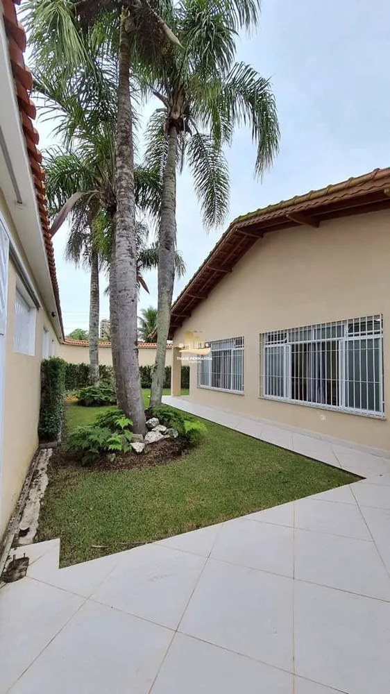 Casa, 4 quartos, 430 m² - Foto 1