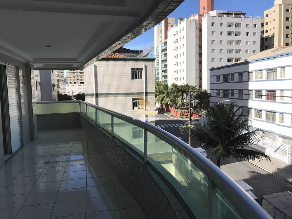 Apartamento à venda com 3 quartos, 170m² - Foto 4