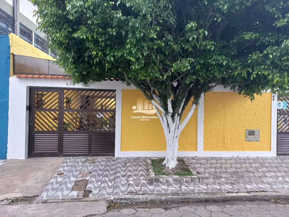 Casa à venda com 3 quartos, 140m² - Foto 1