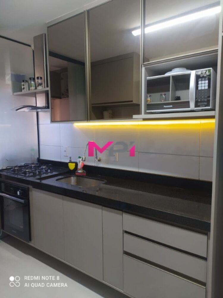 Apartamento à venda com 2 quartos, 66m² - Foto 4