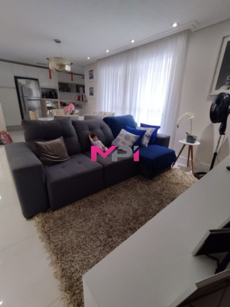 Apartamento à venda com 3 quartos, 90m² - Foto 1