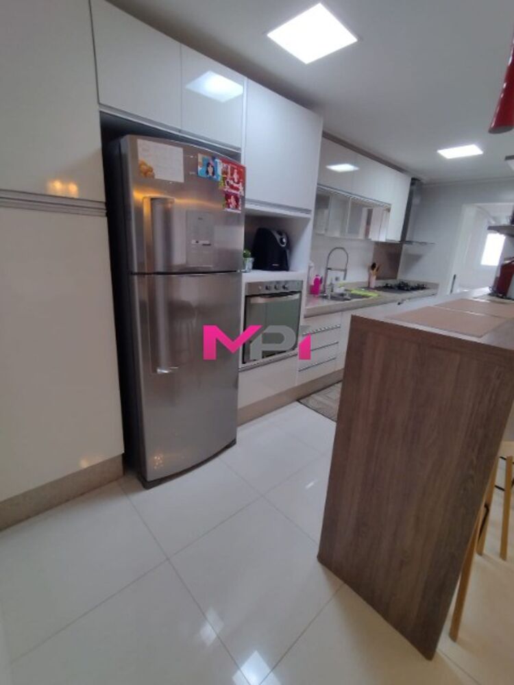 Apartamento à venda com 3 quartos, 90m² - Foto 18