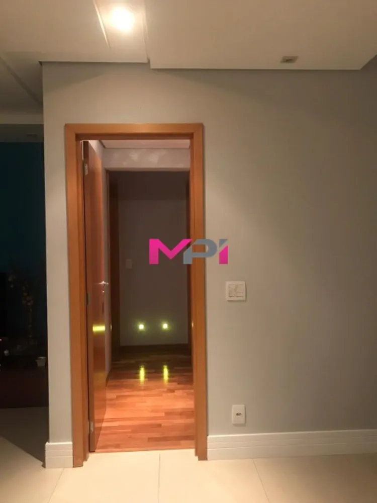 Apartamento, 3 quartos, 158 m² - Foto 1