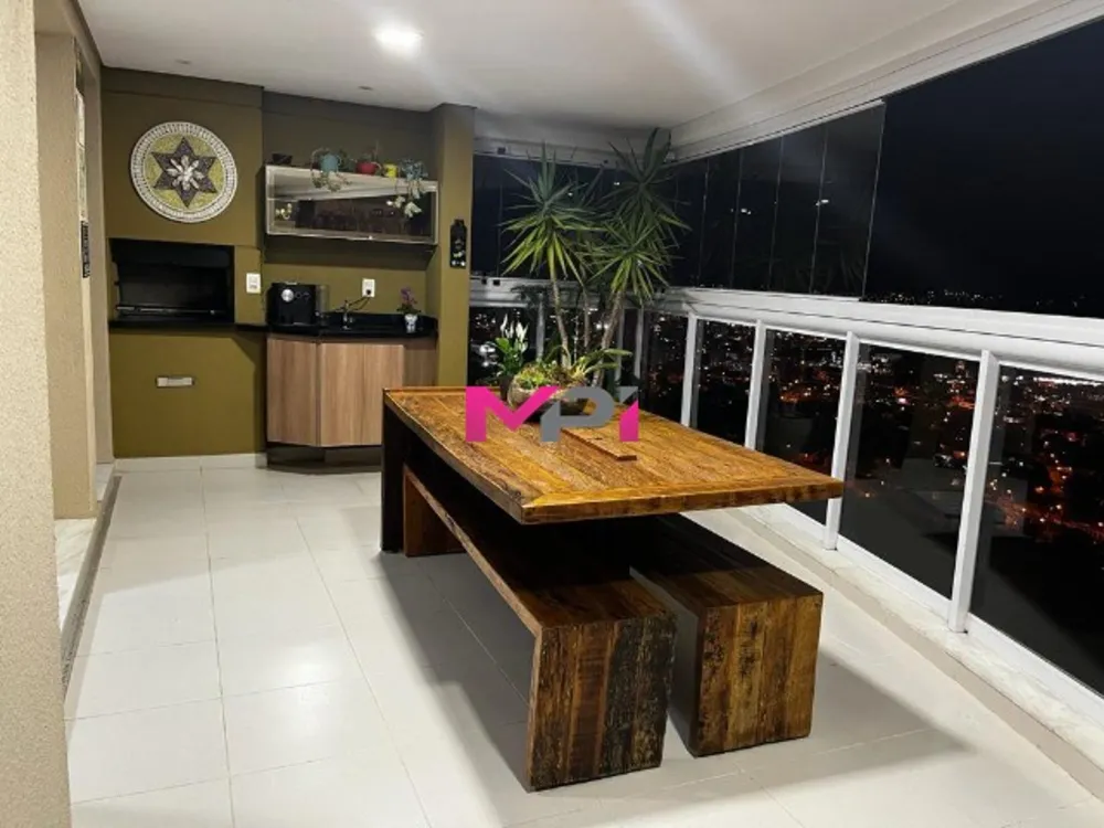 Apartamento, 3 quartos, 158 m² - Foto 1