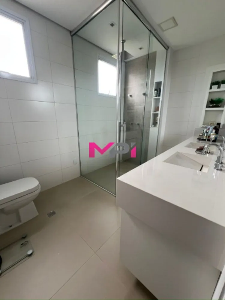 Apartamento, 3 quartos, 189 m² - Foto 11