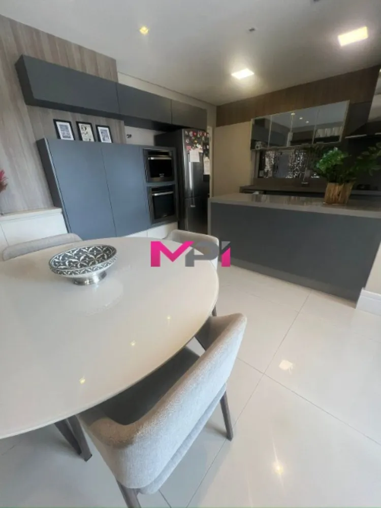 Apartamento, 3 quartos, 189 m² - Foto 3