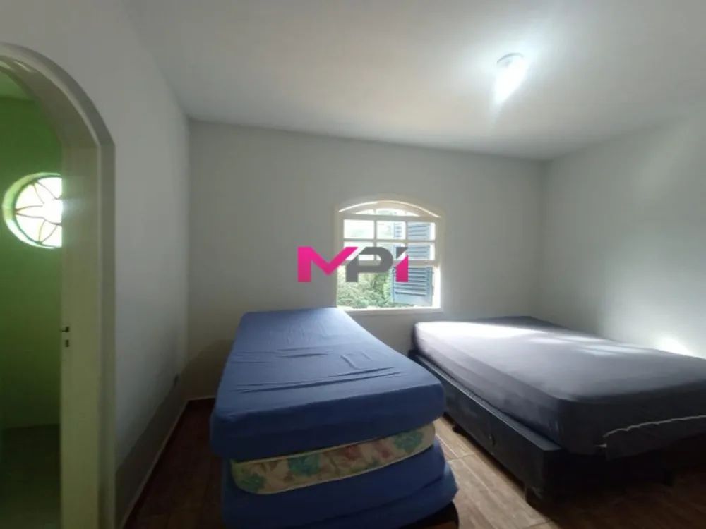 Chácara, 3 quartos, 2525 m² - Foto 3