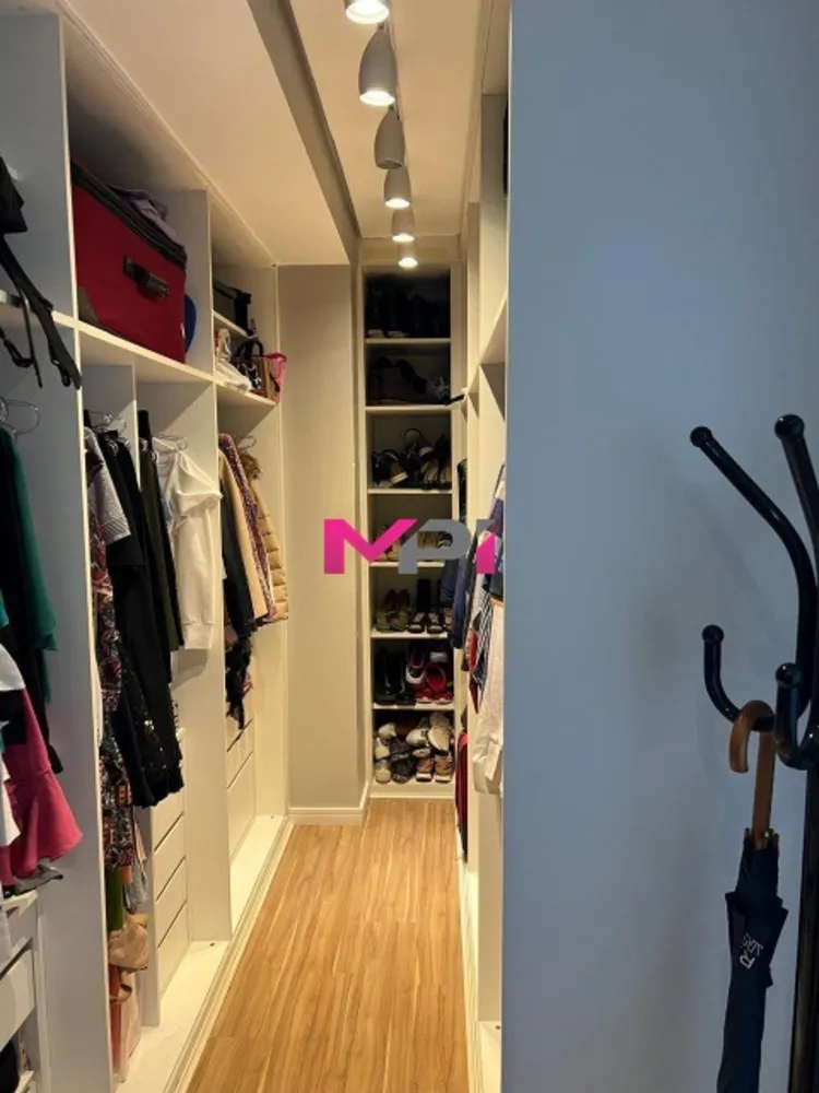 Apartamento, 4 quartos, 246 m² - Foto 1