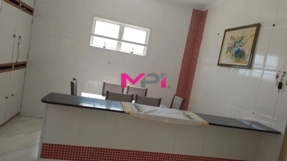 Casa, 3 quartos, 172 m² - Foto 4