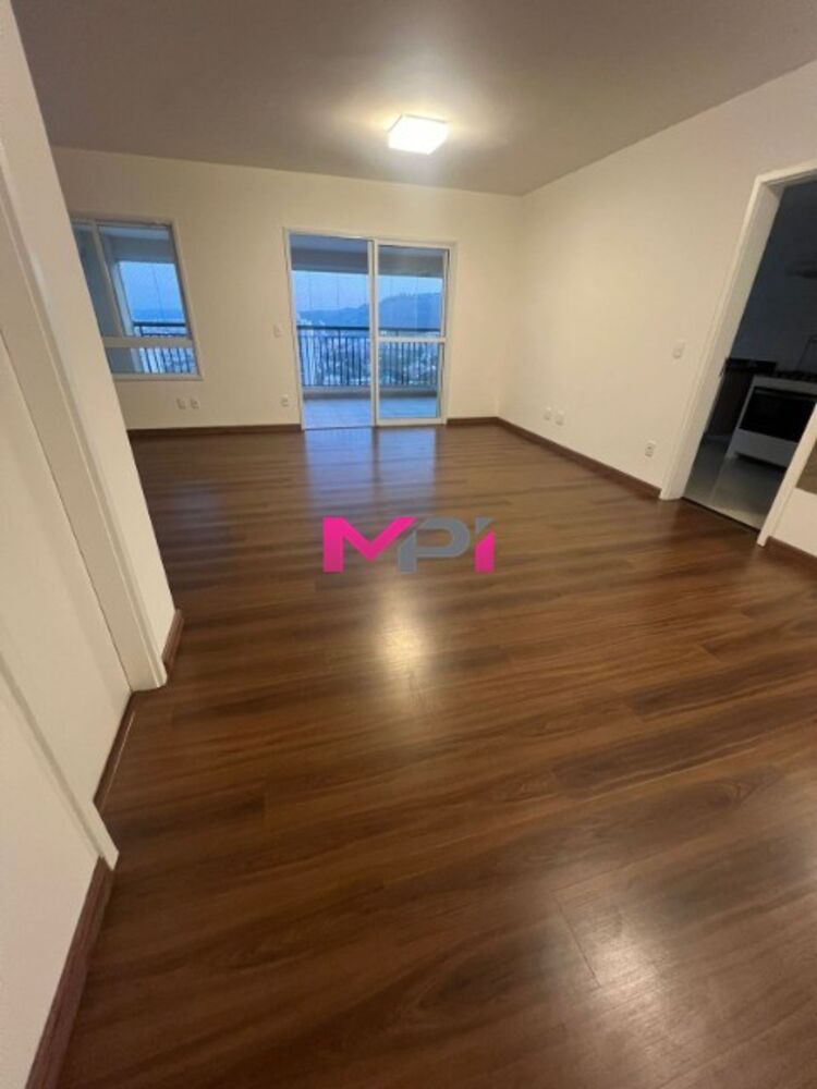 Apartamento para alugar com 3 quartos, 155m² - Foto 6