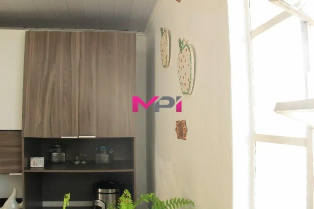 Casa, 5 quartos, 194 m² - Foto 2